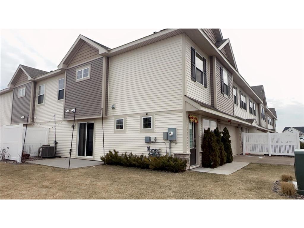4791 Martingale Drive Woodbury MN 55129 7092011 image21
