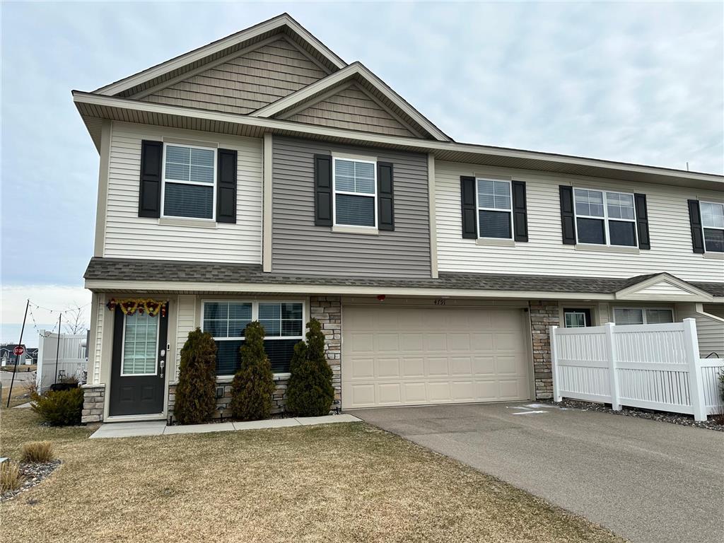 4791 Martingale Drive Woodbury MN 55129 7092011 image22
