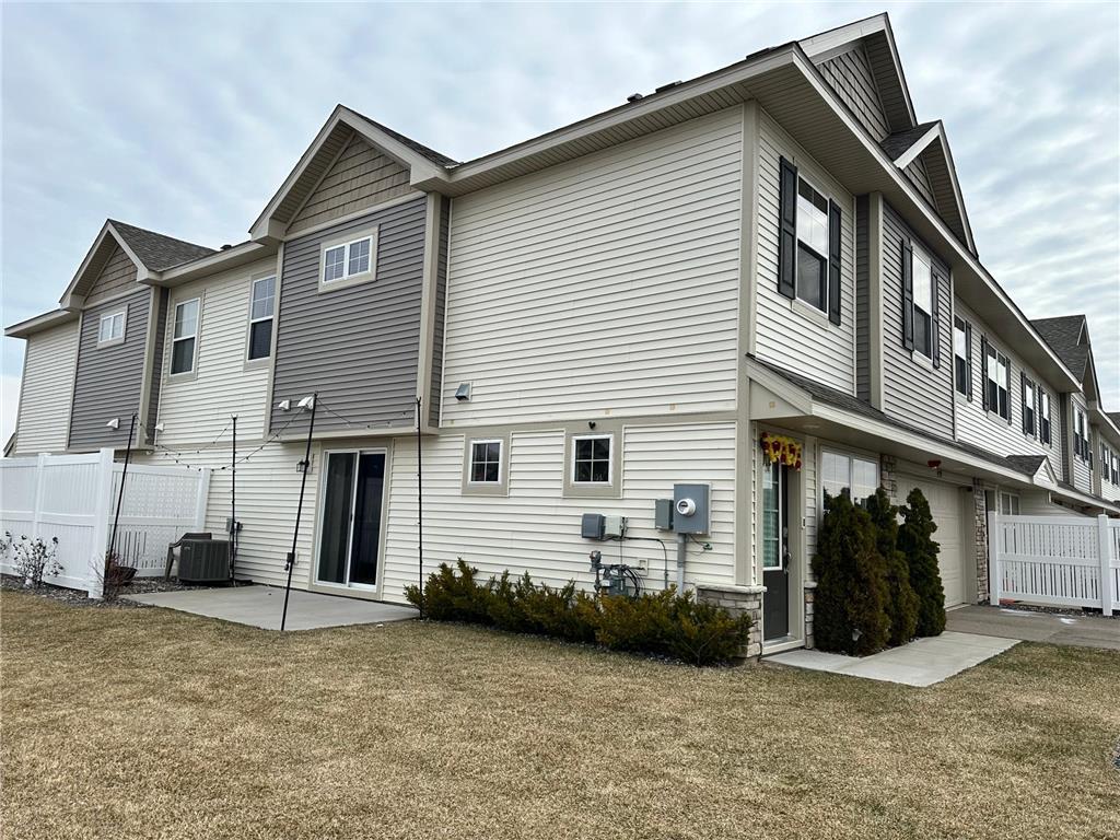 4791 Martingale Drive Woodbury MN 55129 7092011 image3