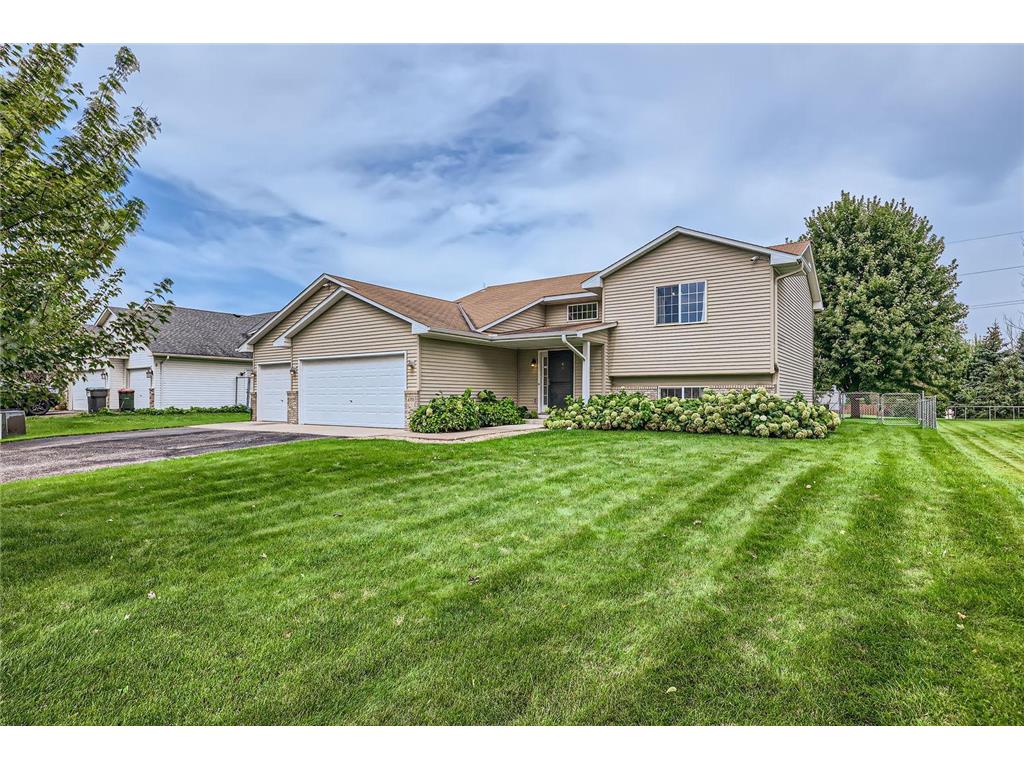 4791 Park Drive Monticello MN 55362 6591875 image1