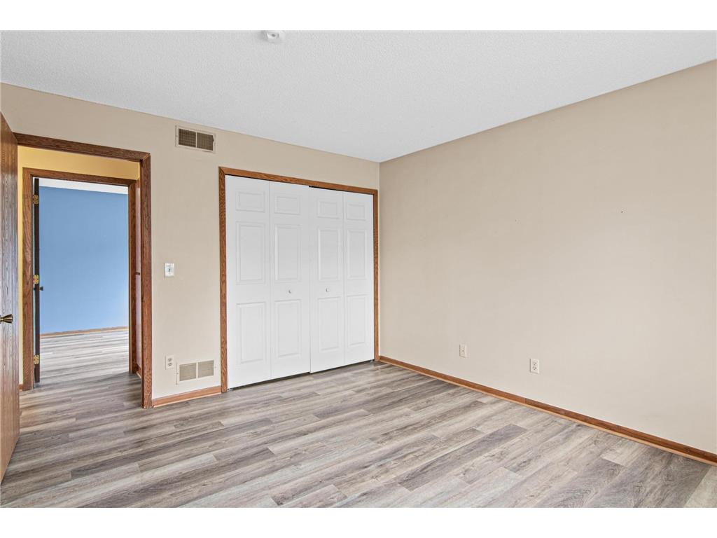 4793 Avon Street Shoreview MN 55126 7105417 image10