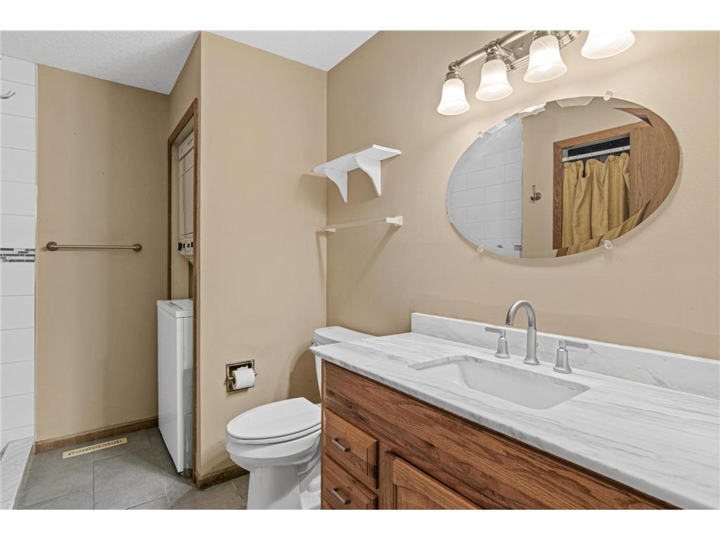 4793 Avon Street Shoreview MN 55126 7105417 image11