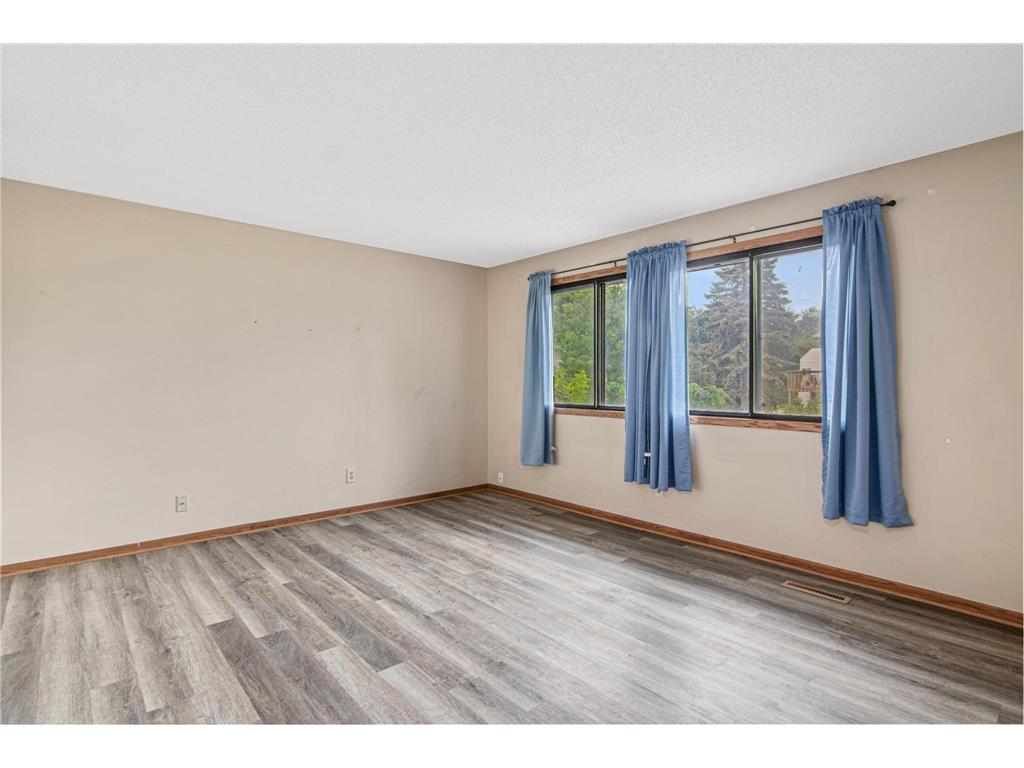 4793 Avon Street Shoreview MN 55126 7105417 image4