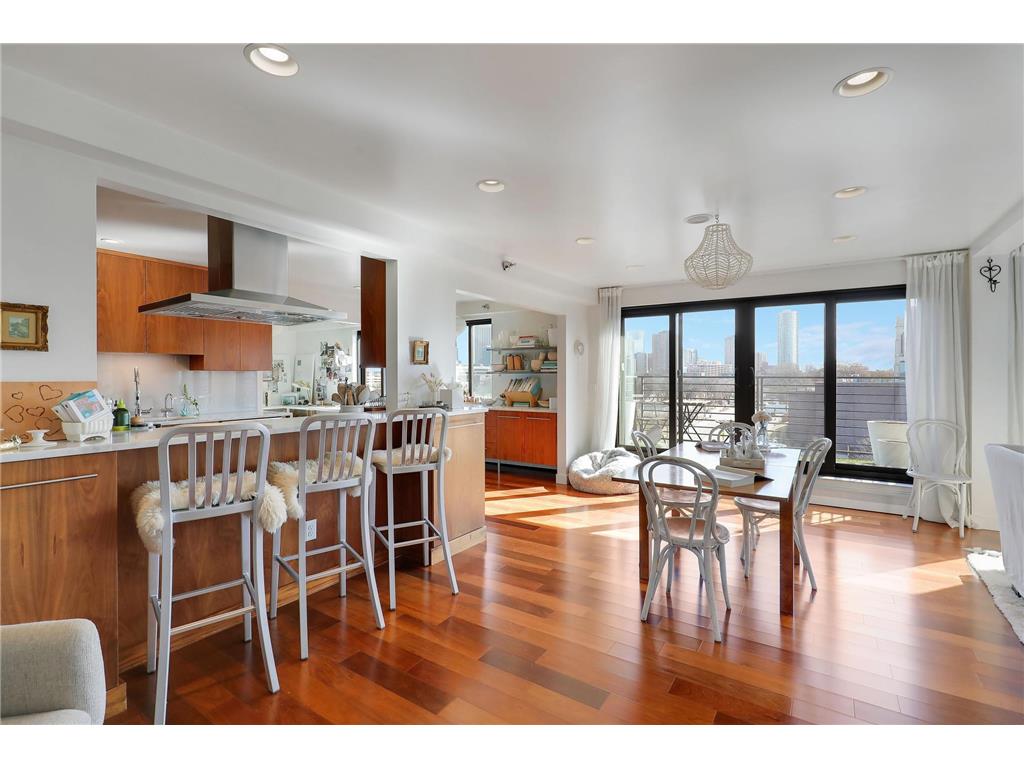 48 Groveland Terrace #414 Minneapolis MN 55403 7041145 image2