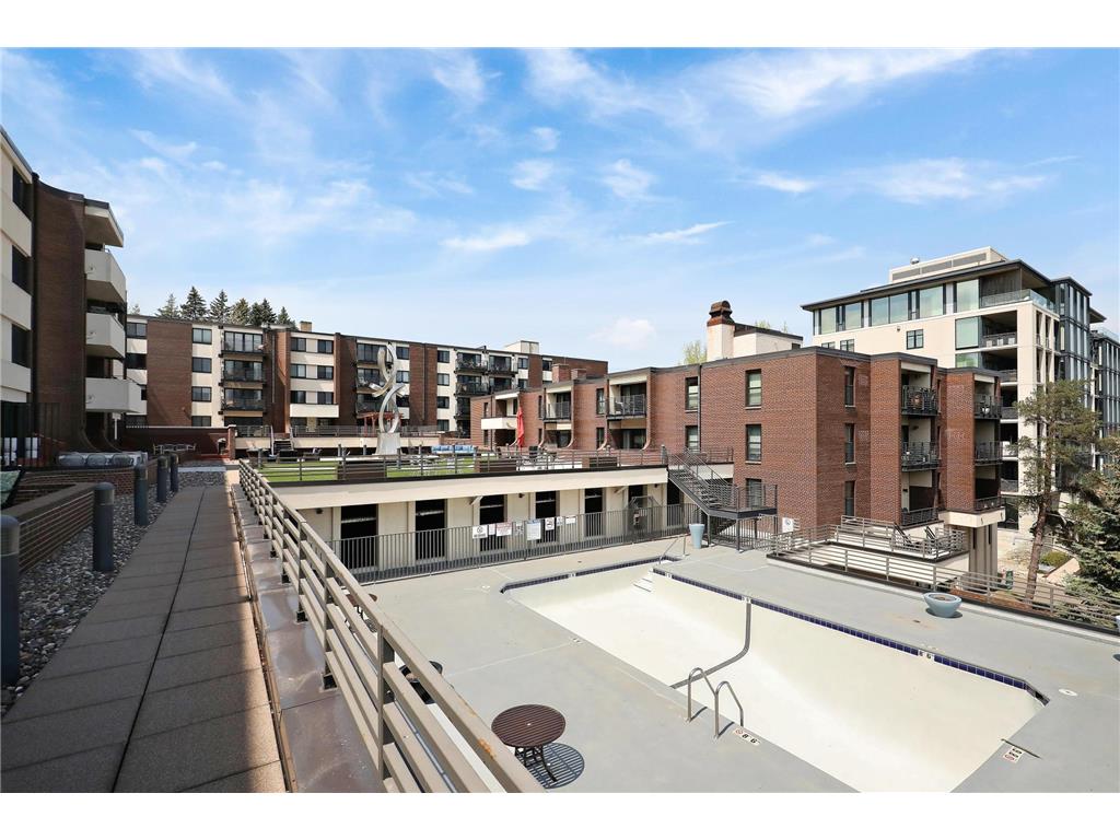 48 Groveland Terrace #414 Minneapolis MN 55403 7041145 image31