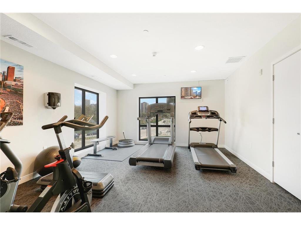 48 Groveland Terrace #414 Minneapolis MN 55403 7041145 image33