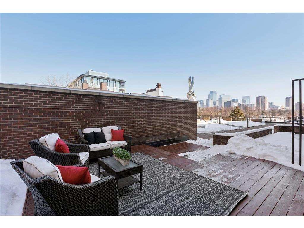 48 Groveland Terrace #B101 Minneapolis MN 55403 6826653 image13