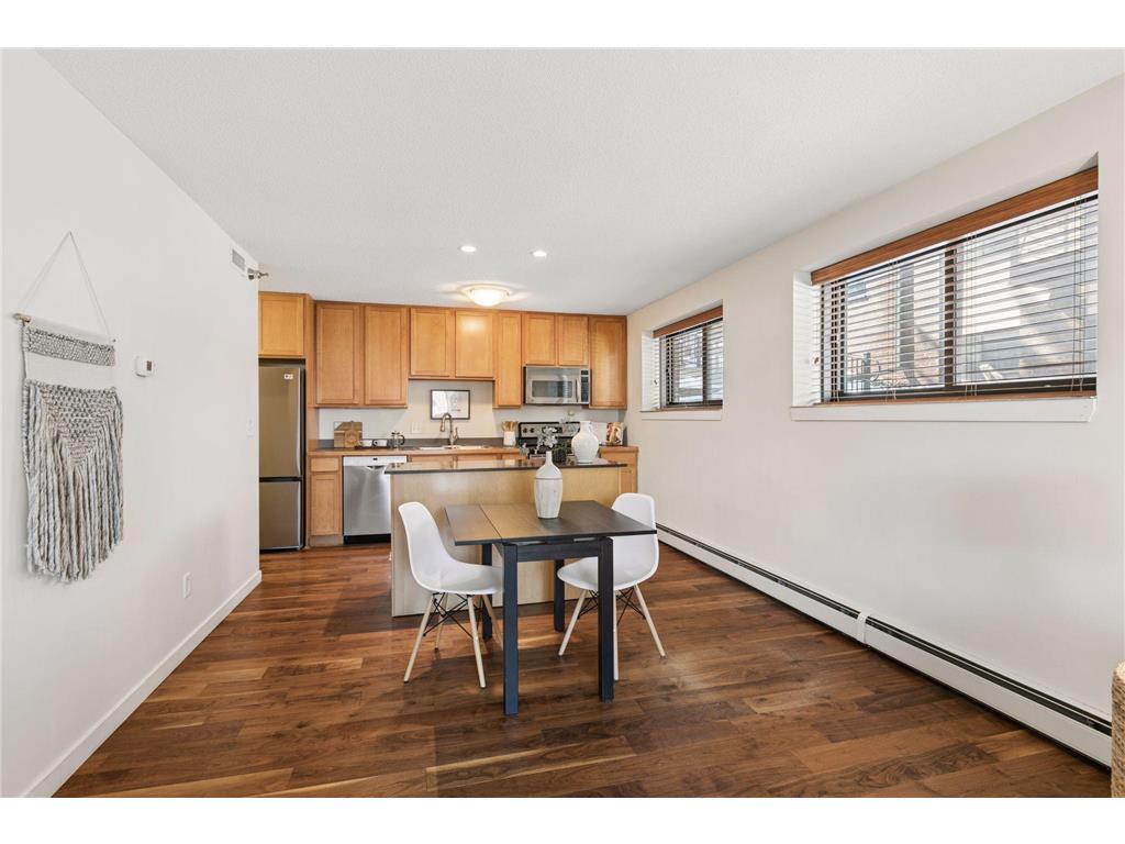 48 Groveland Terrace #B101 Minneapolis MN 55403 6826653 image19