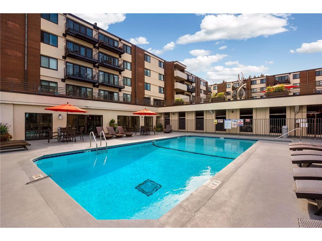48 Groveland Terrace #B101 Minneapolis MN 55403 6826653 image48