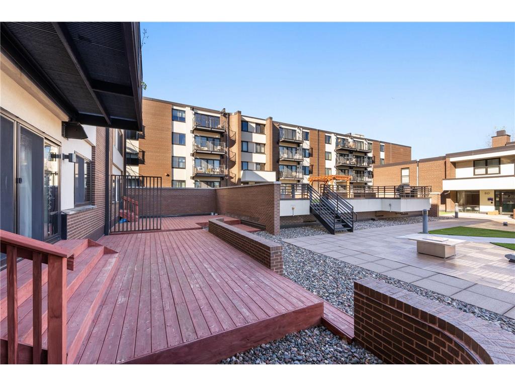 48 Groveland Terrace #B103 Minneapolis MN 55403 7039441 image15