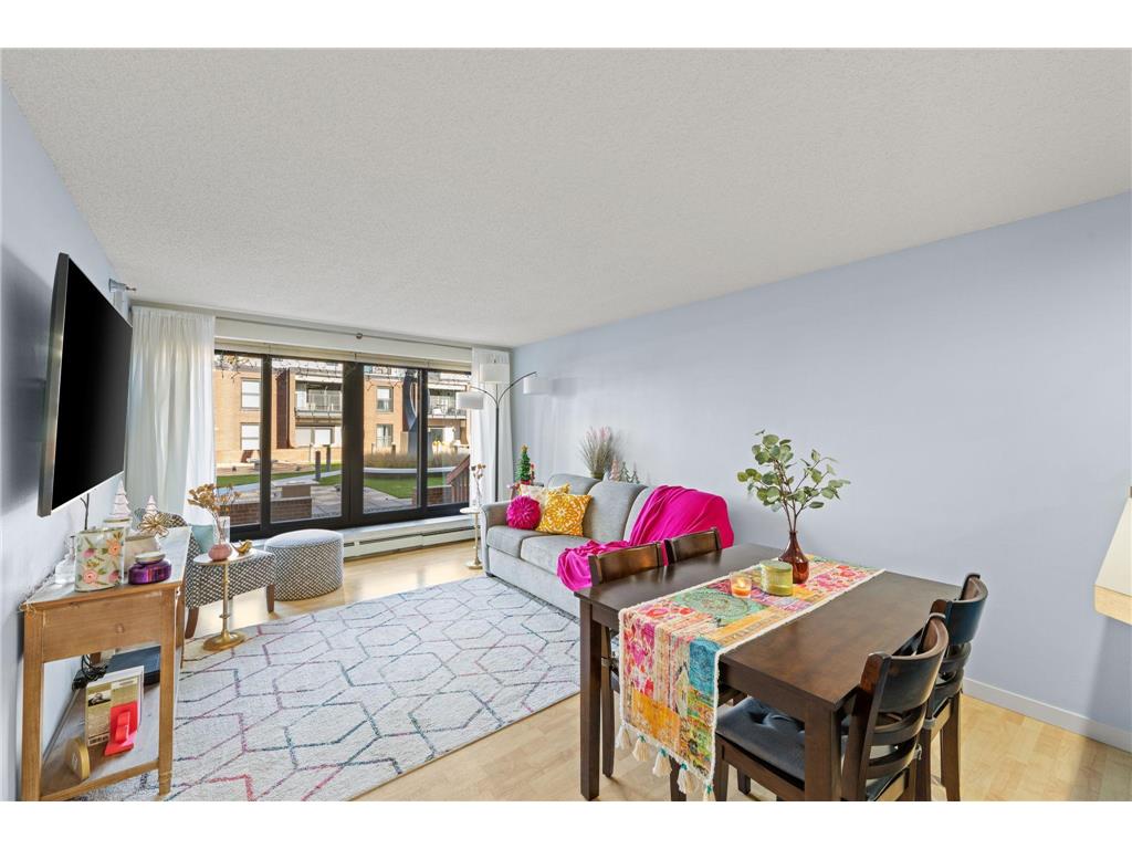 48 Groveland Terrace #B103 Minneapolis MN 55403 7039441 image2