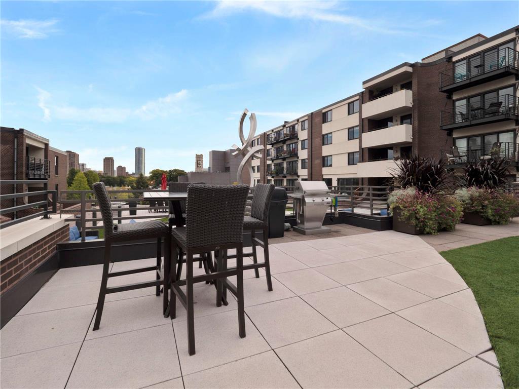 48 Groveland Terrace #B103 Minneapolis MN 55403 7039441 image22