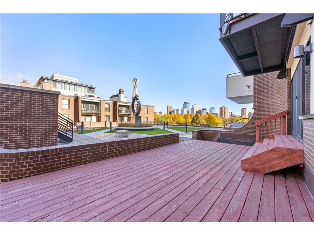 48 Groveland Terrace #B103 Minneapolis MN 55403 7039441 image3
