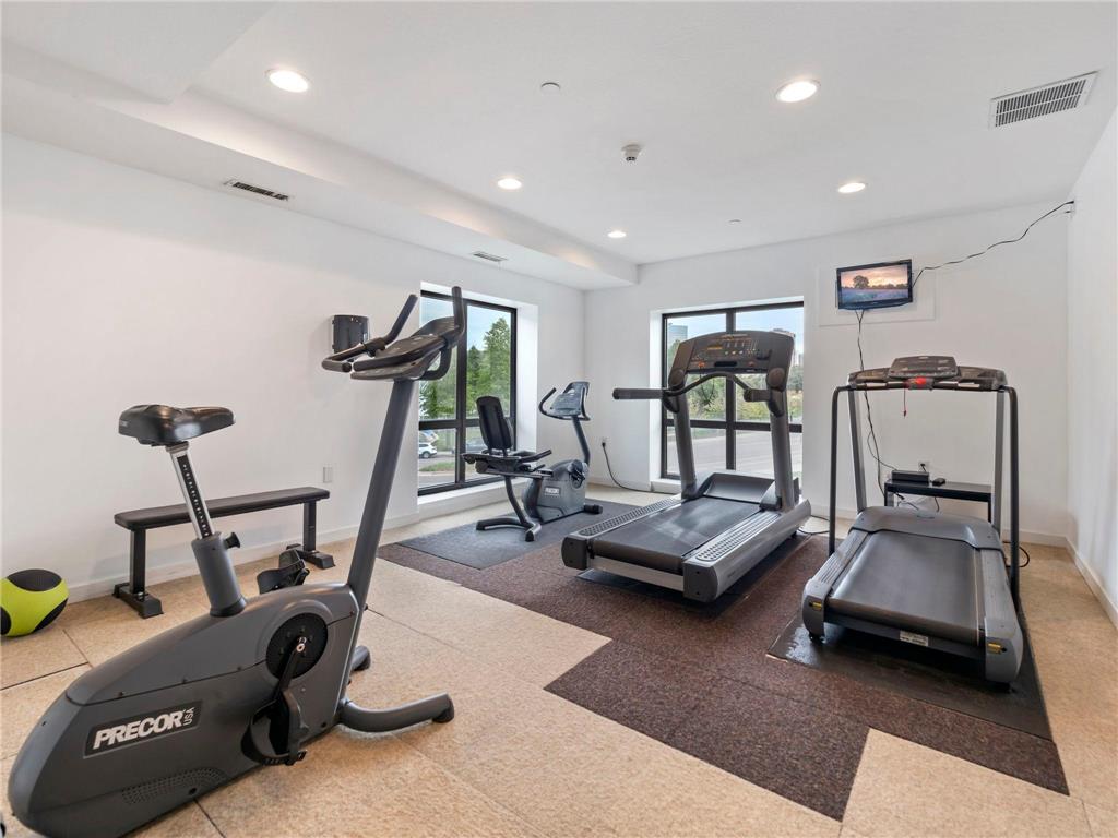 48 Groveland Terrace #B103 Minneapolis MN 55403 7039441 image33