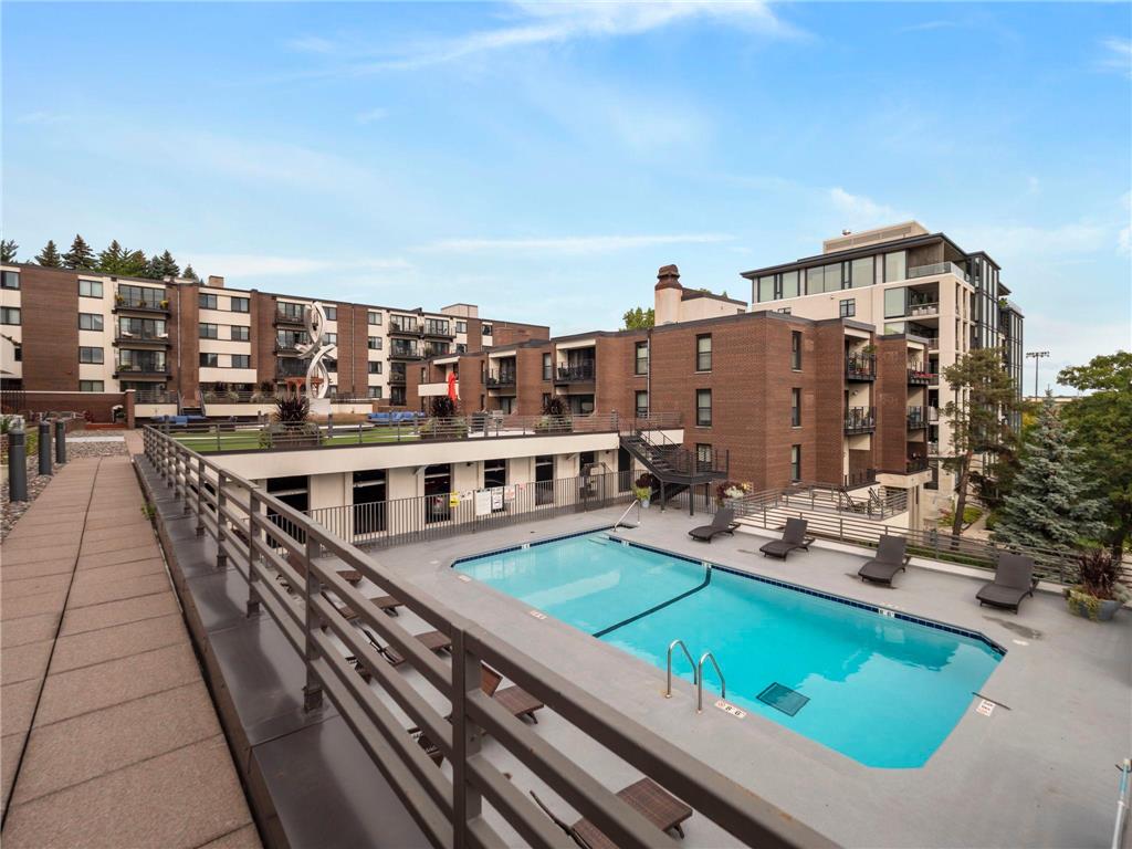 48 Groveland Terrace #B103 Minneapolis MN 55403 7039441 image40