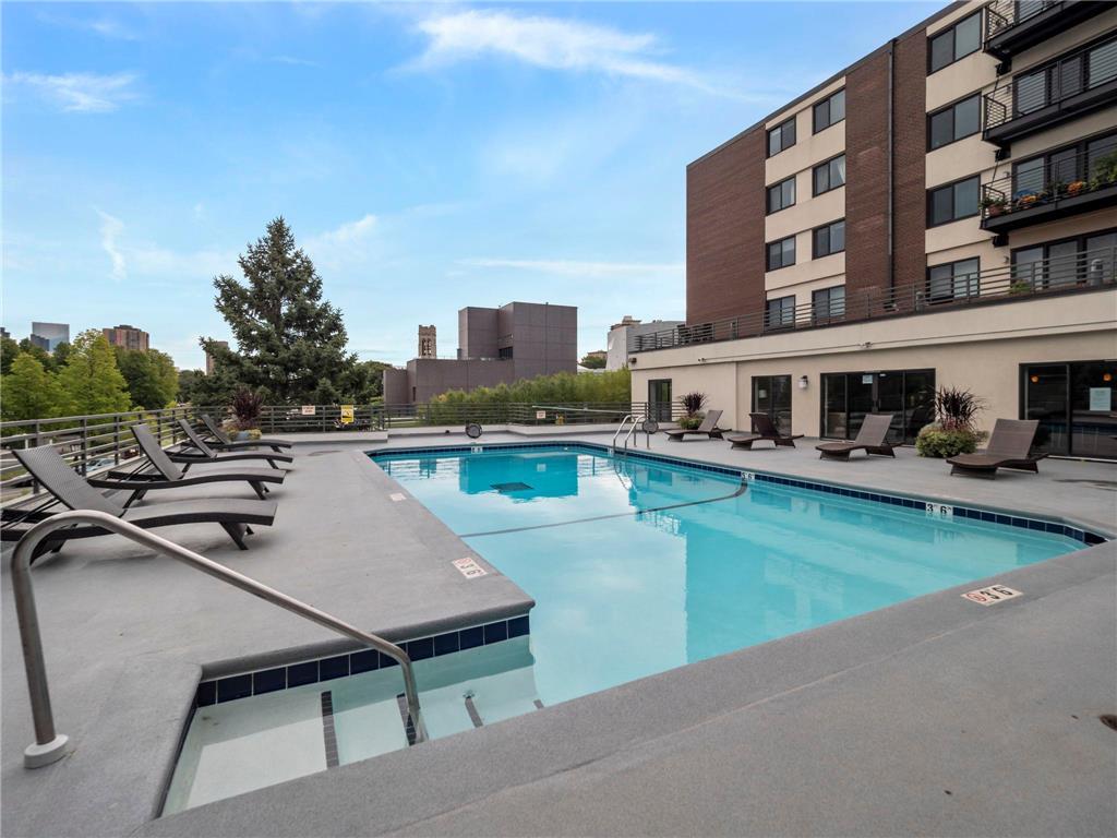 48 Groveland Terrace #B103 Minneapolis MN 55403 7039441 image42