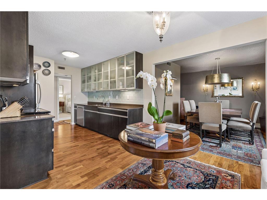 48 Groveland Terrace #313 Minneapolis MN 55403 7057767 image13