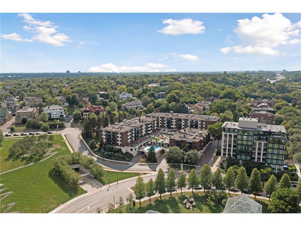 48 Groveland Terrace #313 Minneapolis MN 55403 7057767 image2
