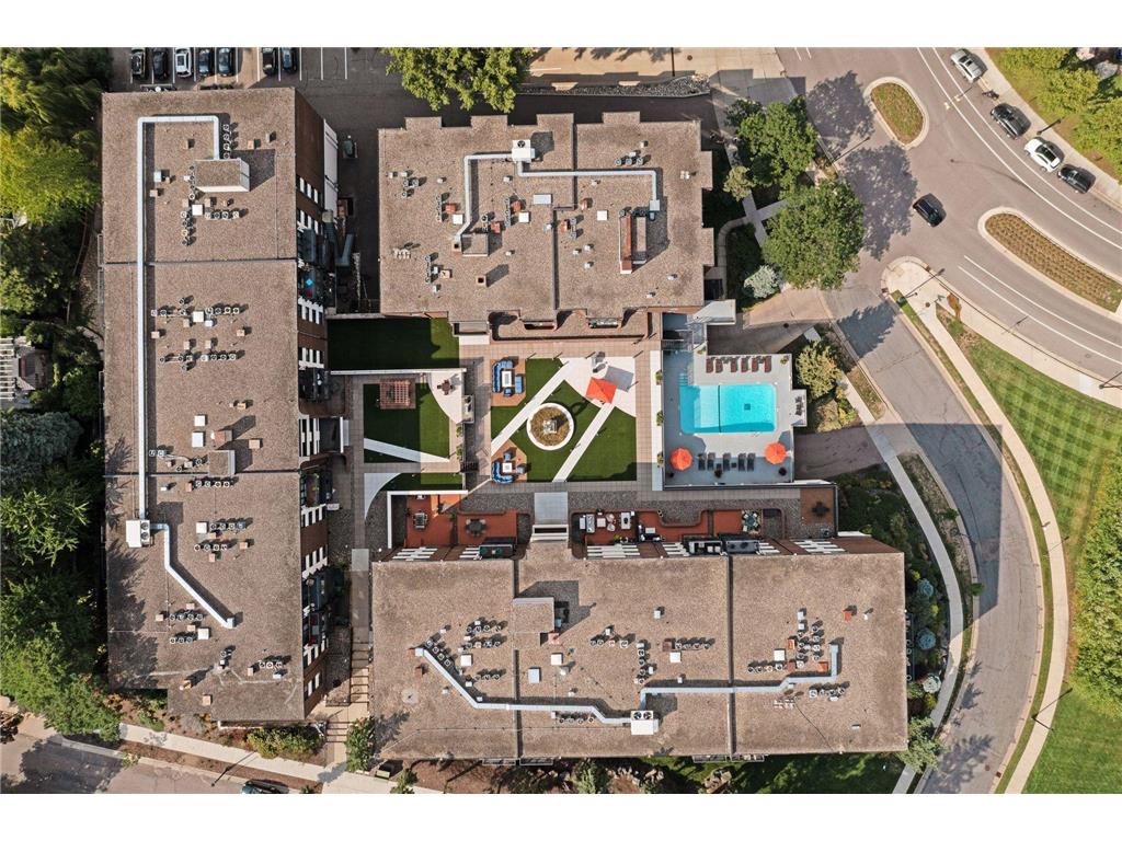48 Groveland Terrace #313 Minneapolis MN 55403 7057767 image3