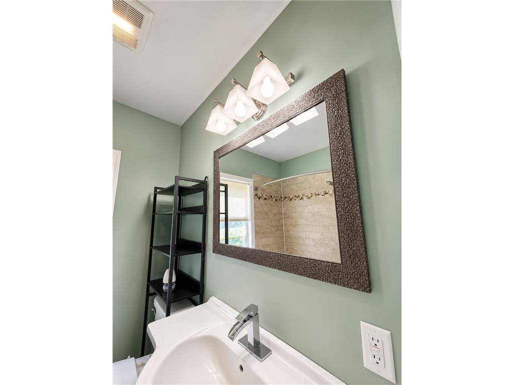 48 Sidney Street E Saint Paul MN 55107 7073890 image10
