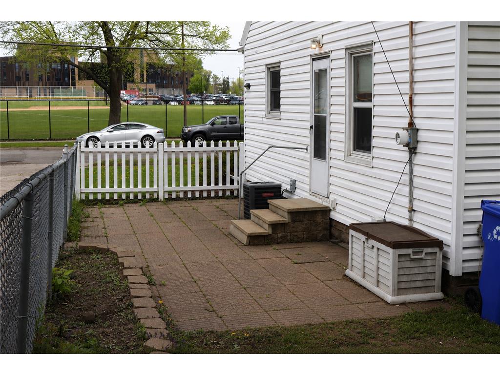 48 Sidney Street E Saint Paul MN 55107 7073890 image18