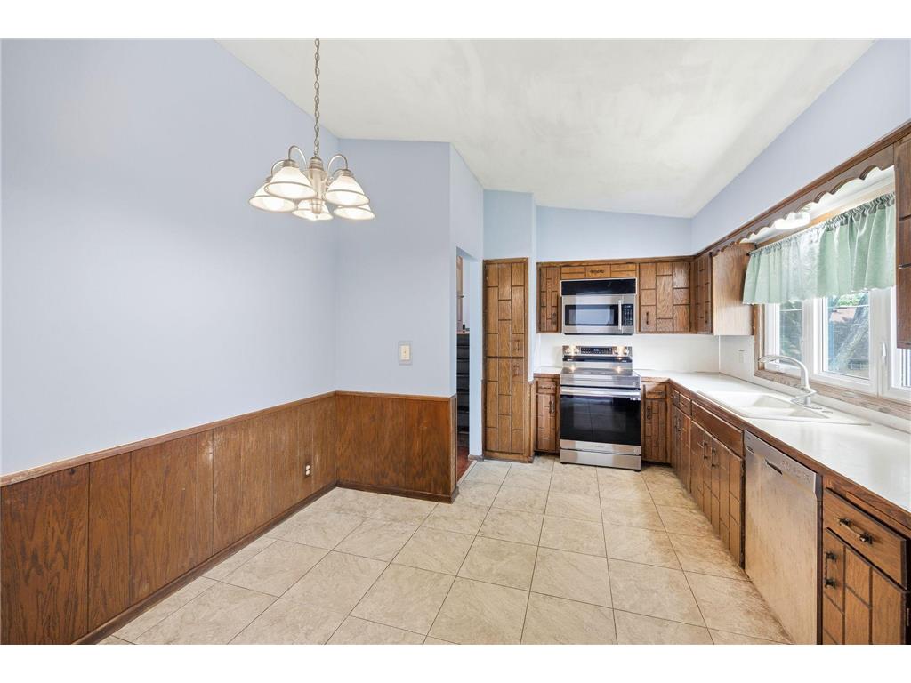 48 Winthrop Street N Saint Paul MN 55119 7089189 image10