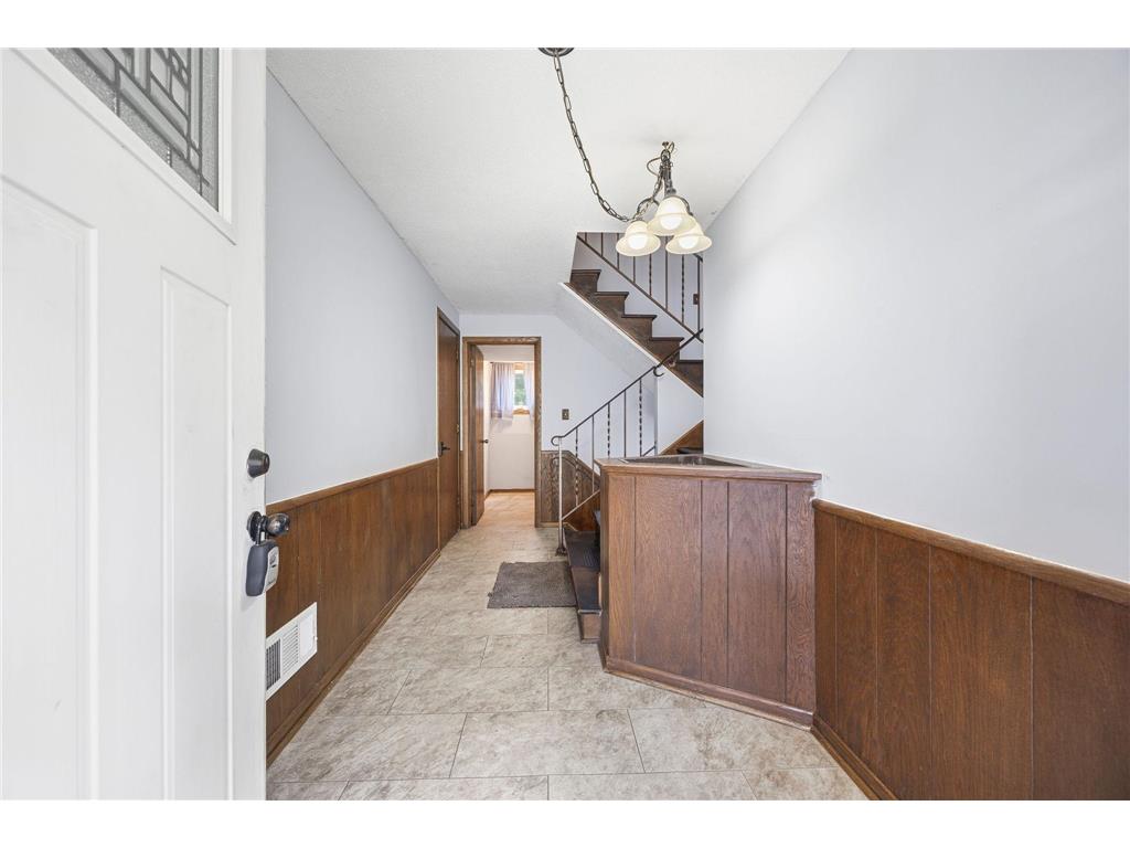 48 Winthrop Street N Saint Paul MN 55119 7089189 image11