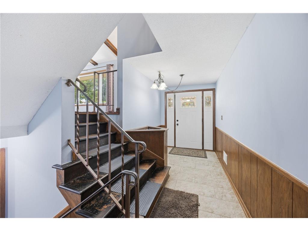48 Winthrop Street N Saint Paul MN 55119 7089189 image12