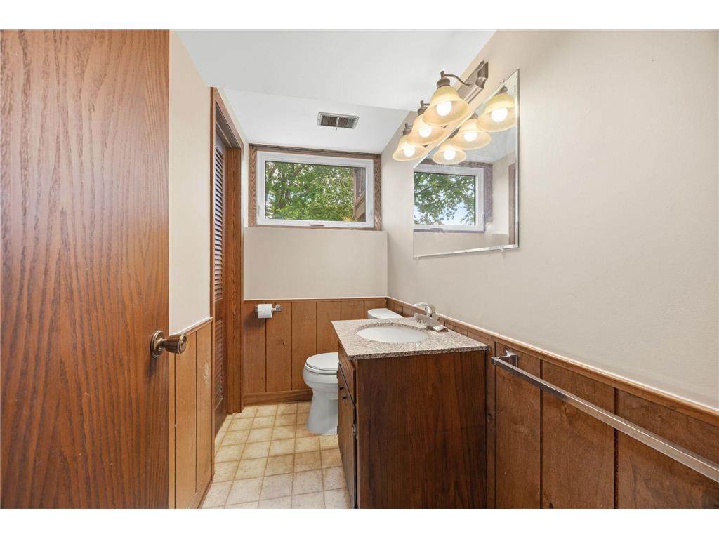 48 Winthrop Street N Saint Paul MN 55119 7089189 image17