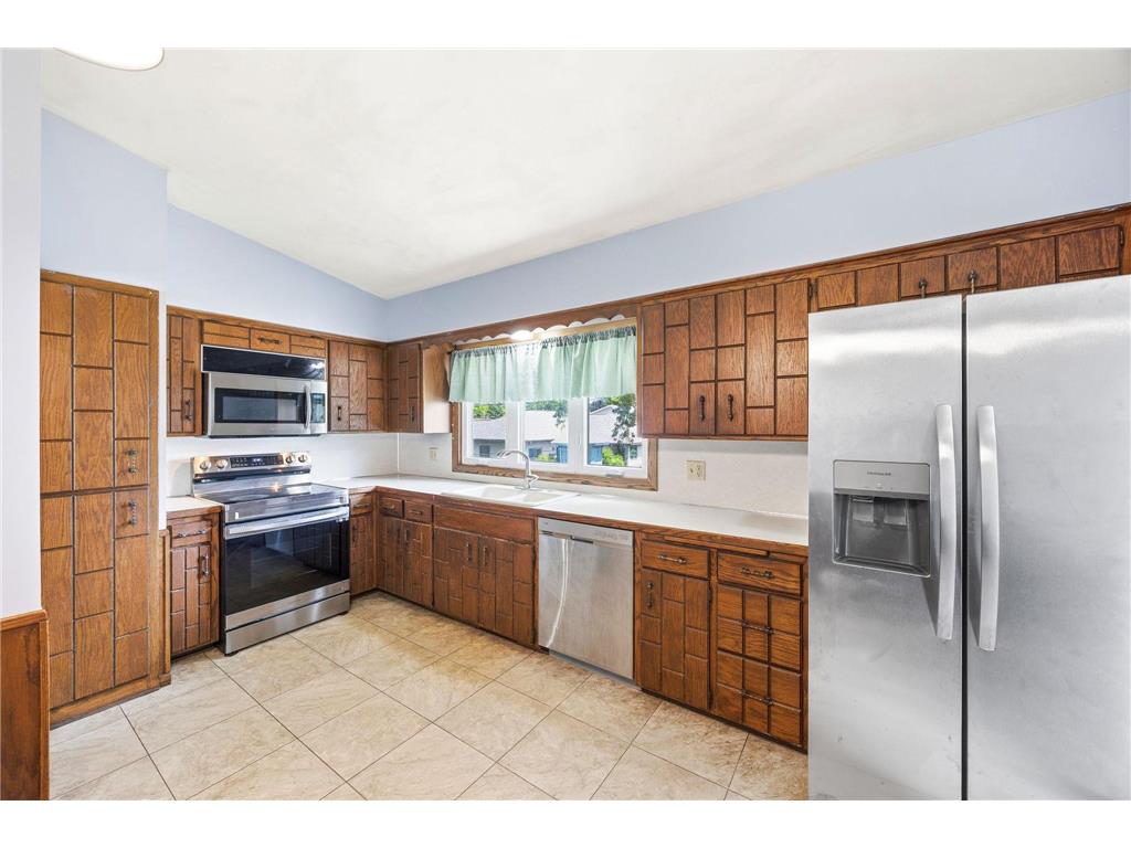 48 Winthrop Street N Saint Paul MN 55119 7089189 image8