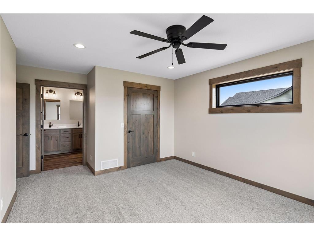 480 Coyote Way New Richmond WI 54017 7009710 image14