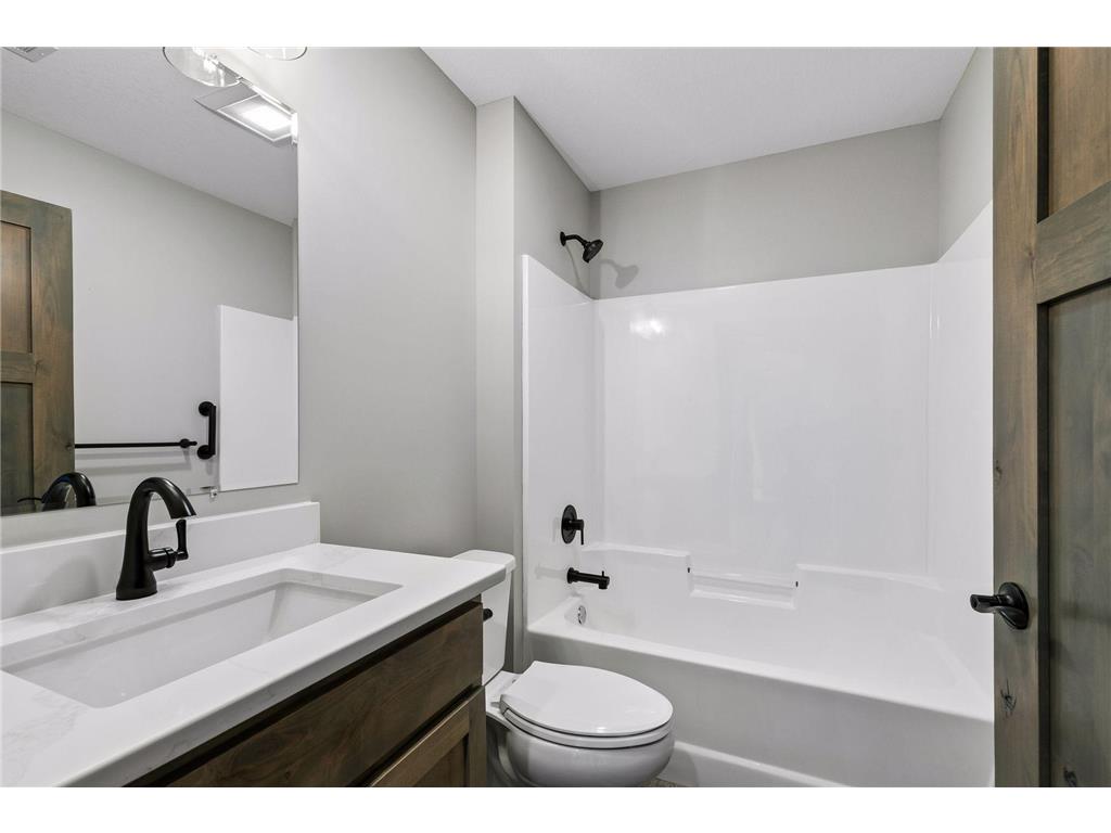 480 Coyote Way New Richmond WI 54017 7009710 image21