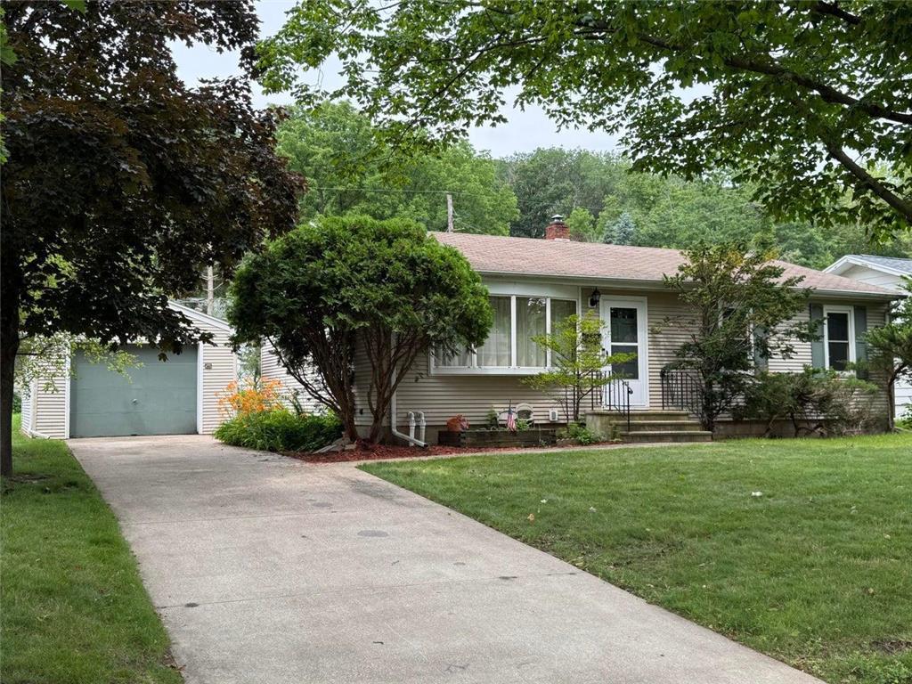 480 S Hill Street La Crescent MN 55947 6749415 image1