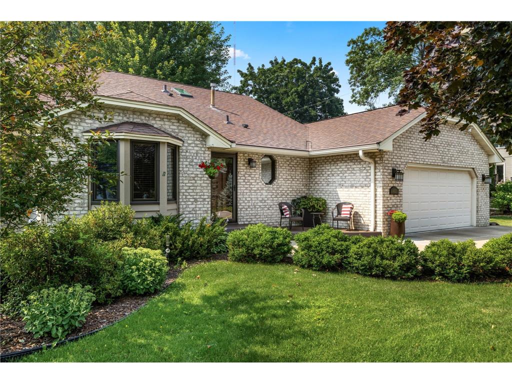 480 Suzanne Avenue Shoreview MN 55126 6767002 image1