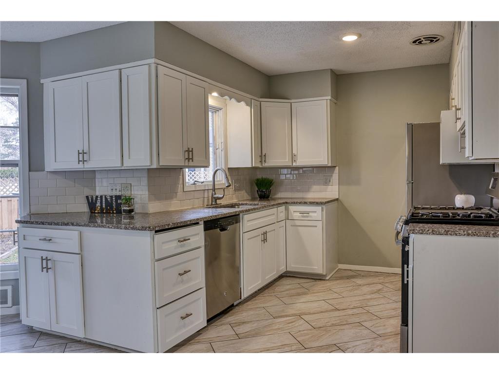 4801 Louisiana Avenue N Crystal MN 55428 6820990 image19