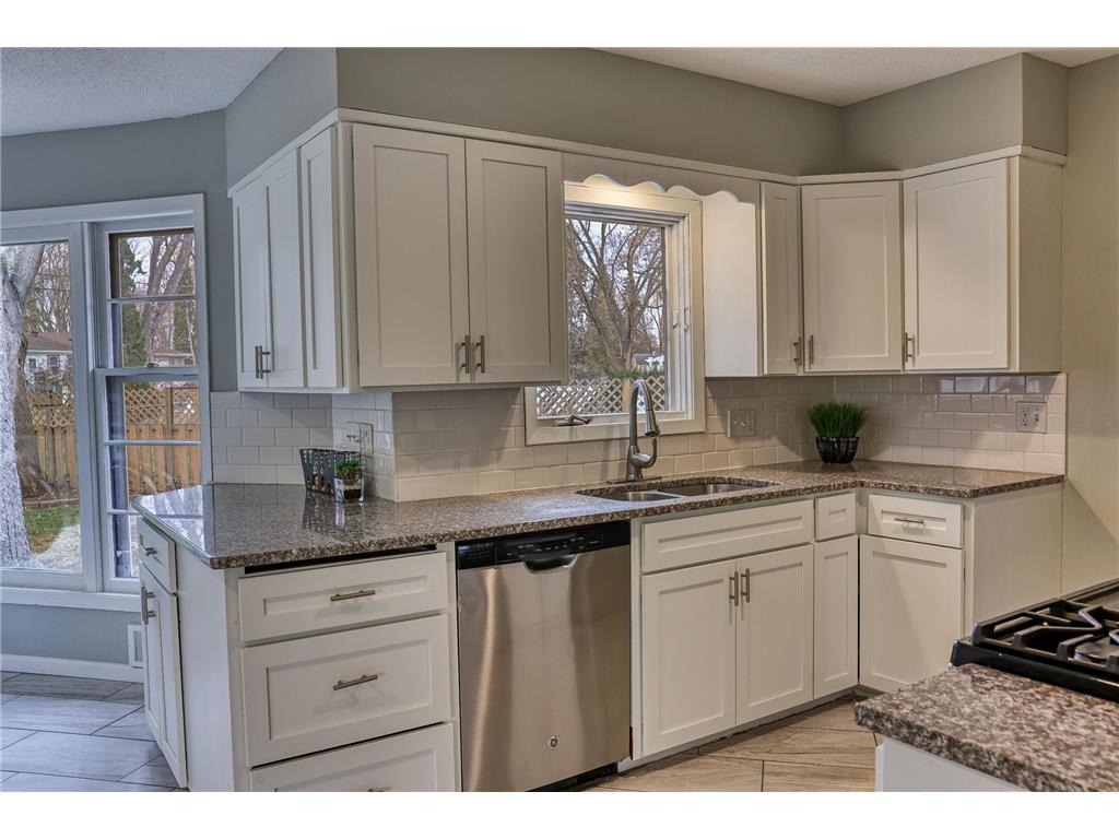 4801 Louisiana Avenue N Crystal MN 55428 6820990 image21