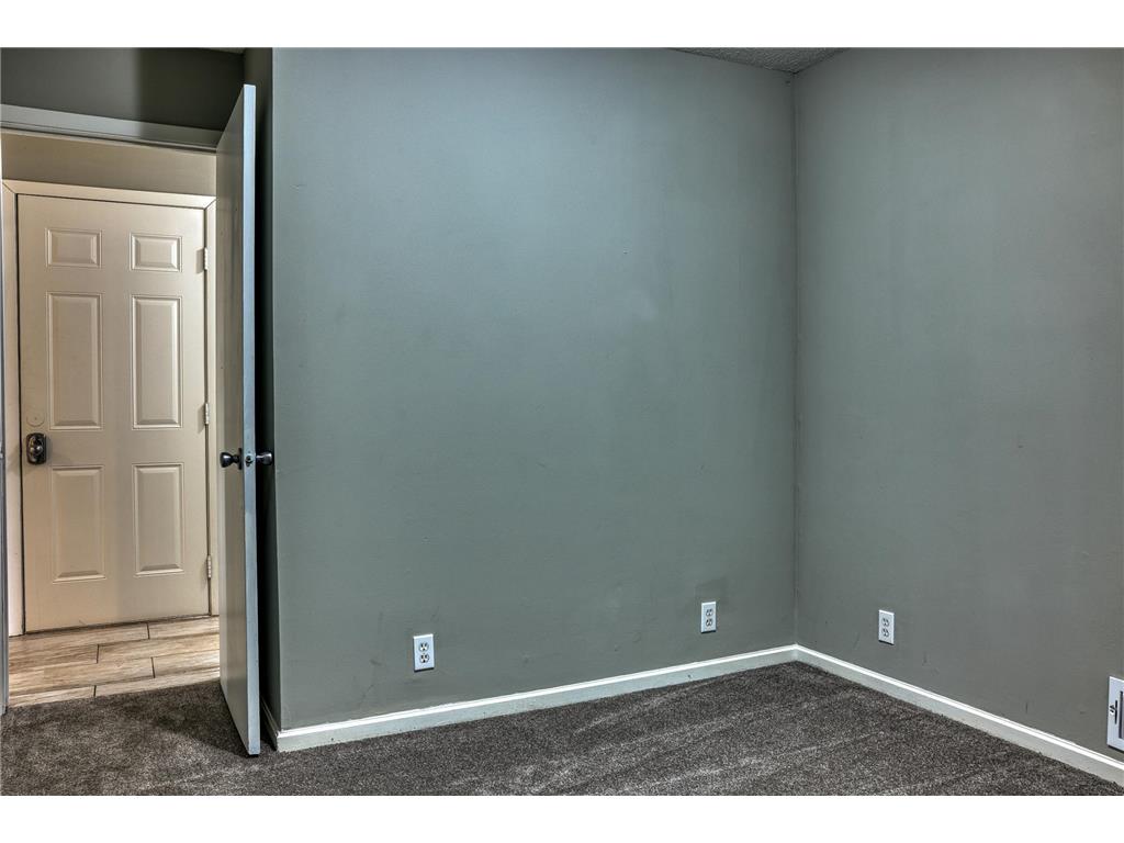 4801 Louisiana Avenue N Crystal MN 55428 6820990 image27