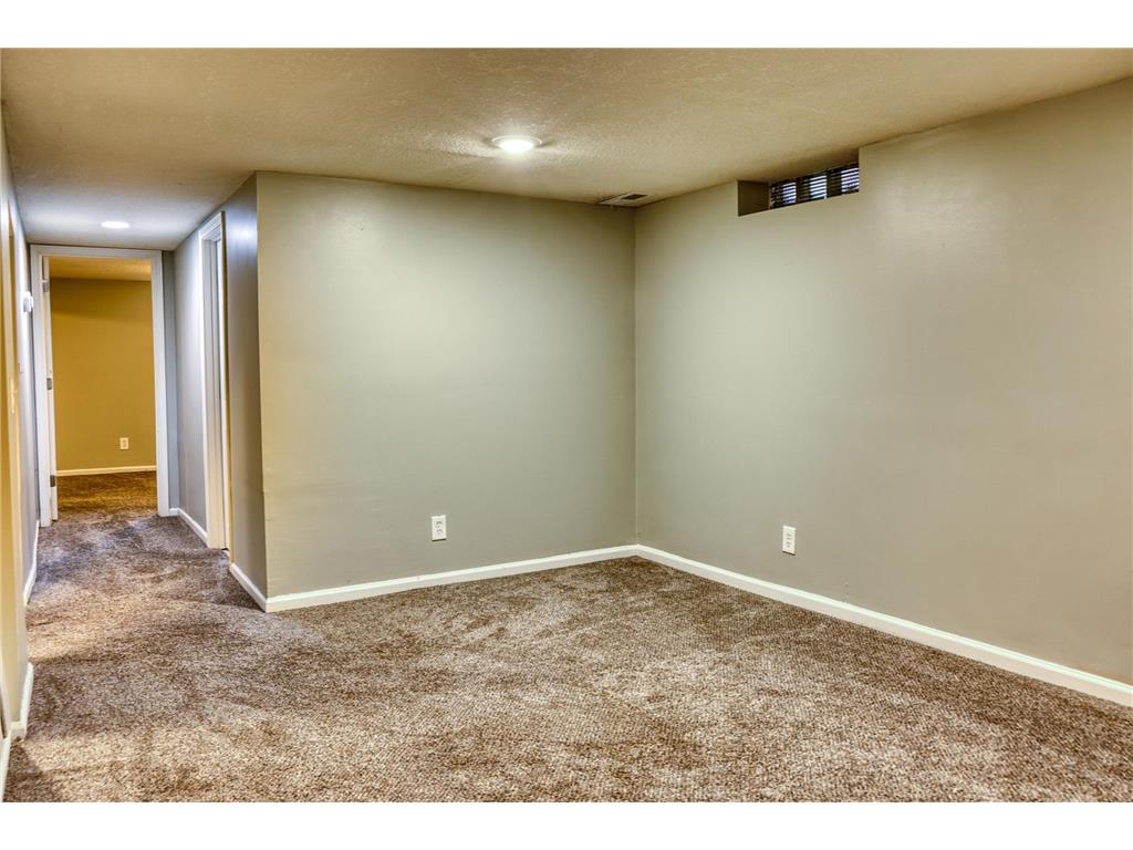 4801 Louisiana Avenue N Crystal MN 55428 6820990 image31