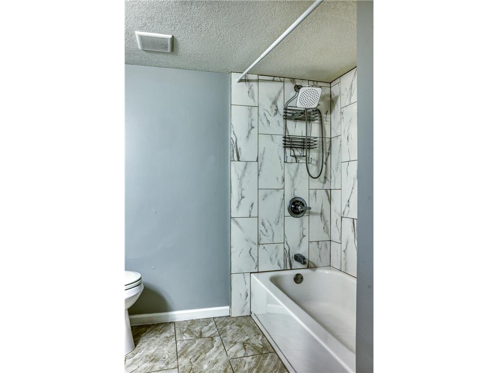 4801 Louisiana Avenue N Crystal MN 55428 6820990 image32