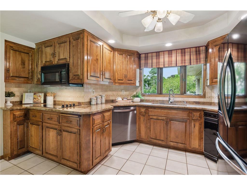 4801 Woodhill Way Edina MN 55424 7013790 image20