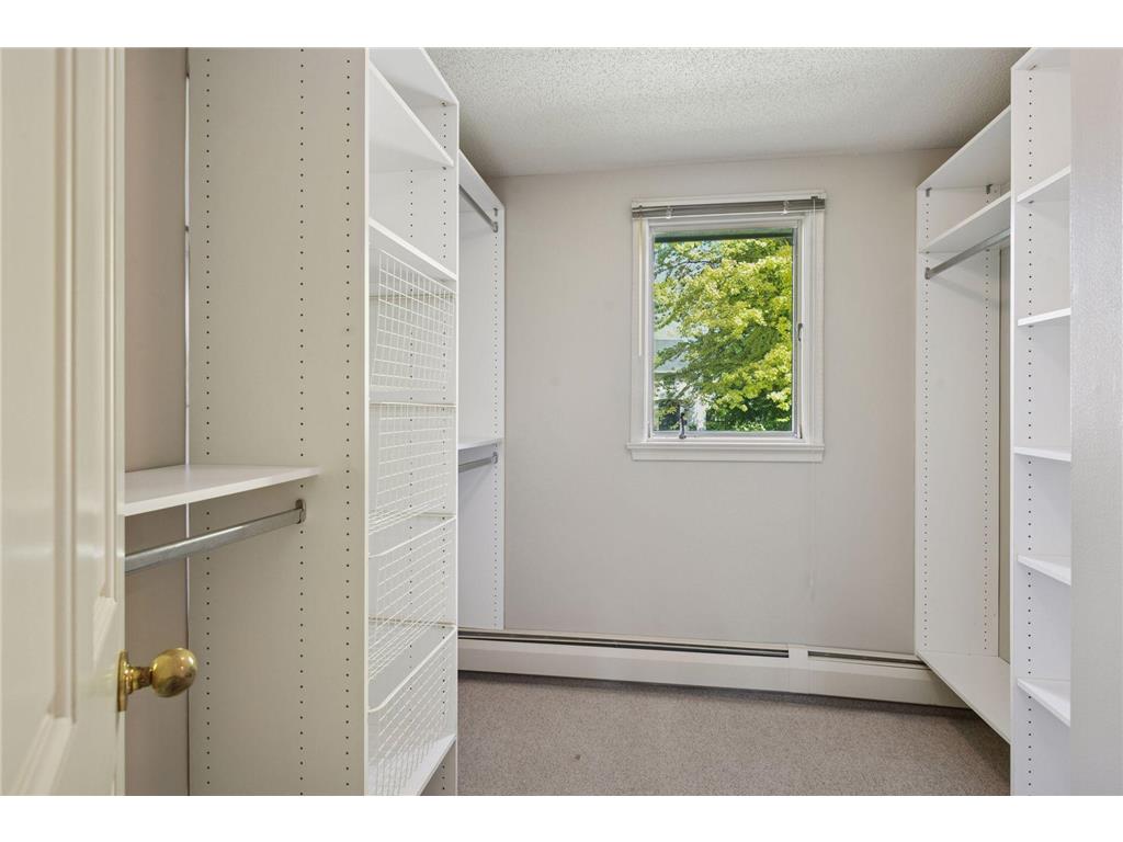 4801 Woodhill Way Edina MN 55424 7013790 image25