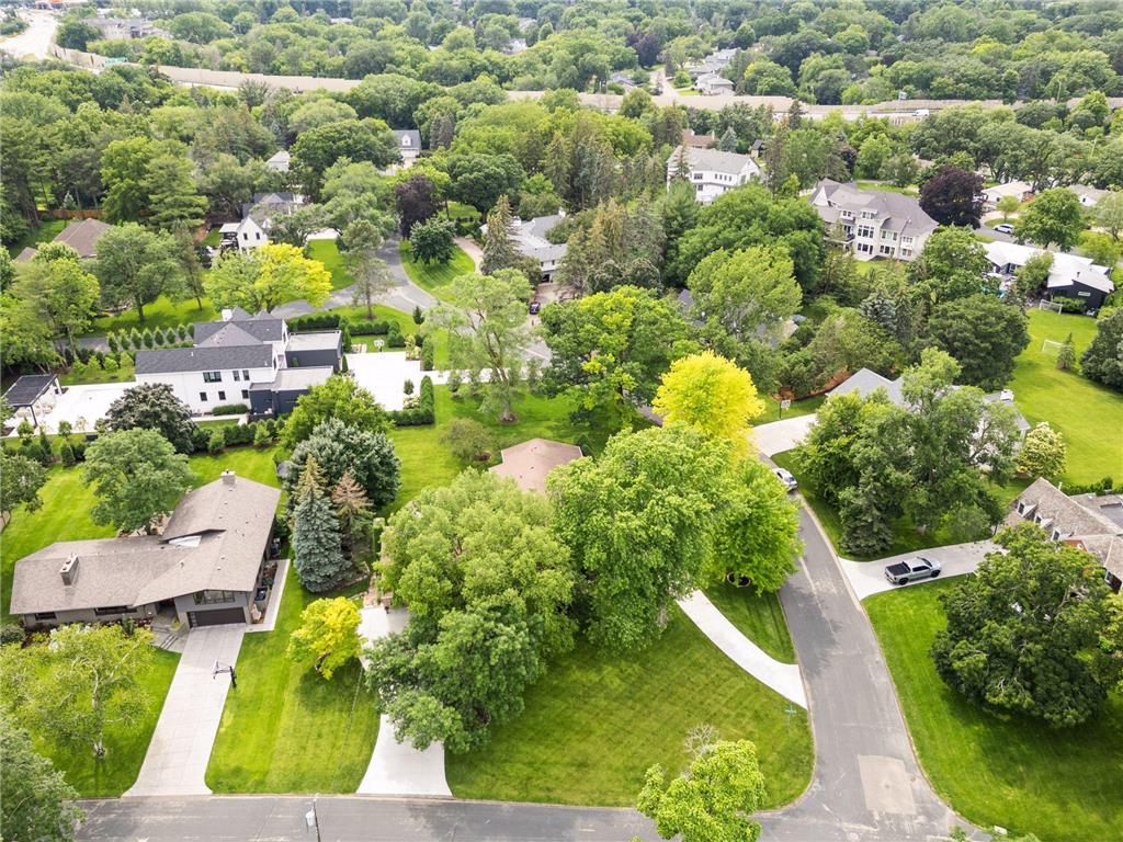 4801 Woodhill Way Edina MN 55424 7013790 image45