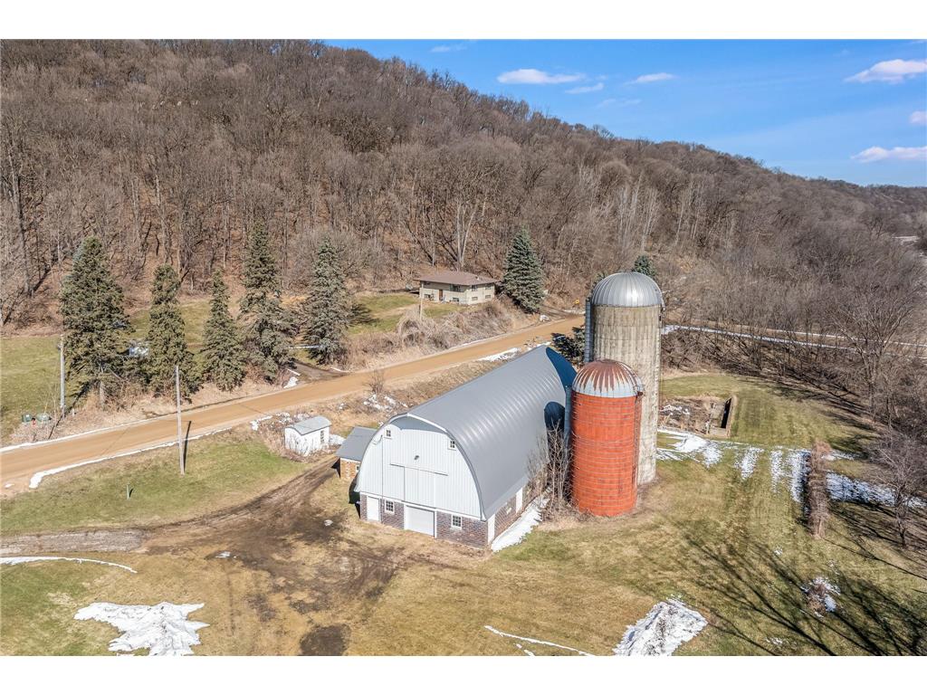 48050 Old River Bluff Road Saint Peter MN 56082 7039065 image1