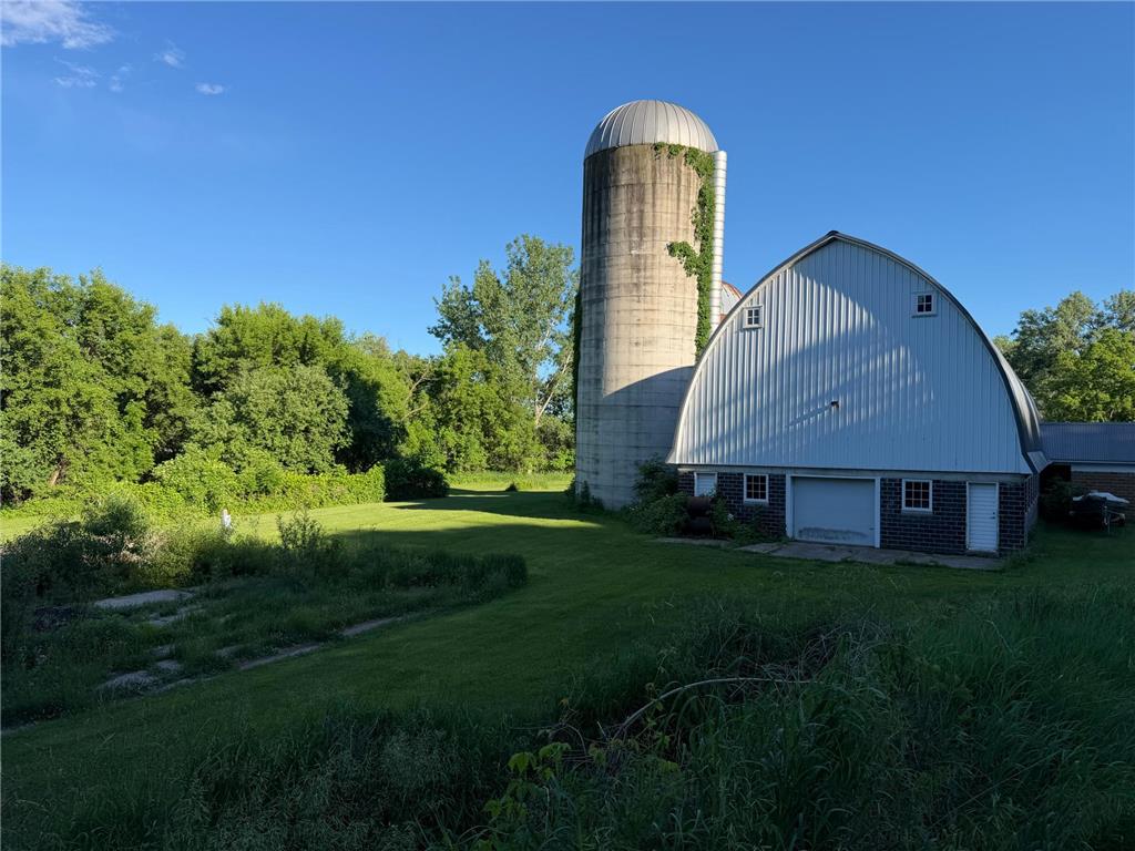 48050 Old River Bluff Road Saint Peter MN 56082 7091921 image1