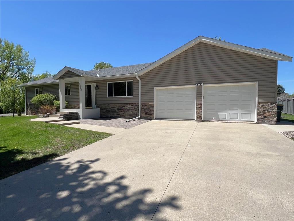 4806 22nd Street NE Willmar MN 56201 - Eagle 7054484 image1