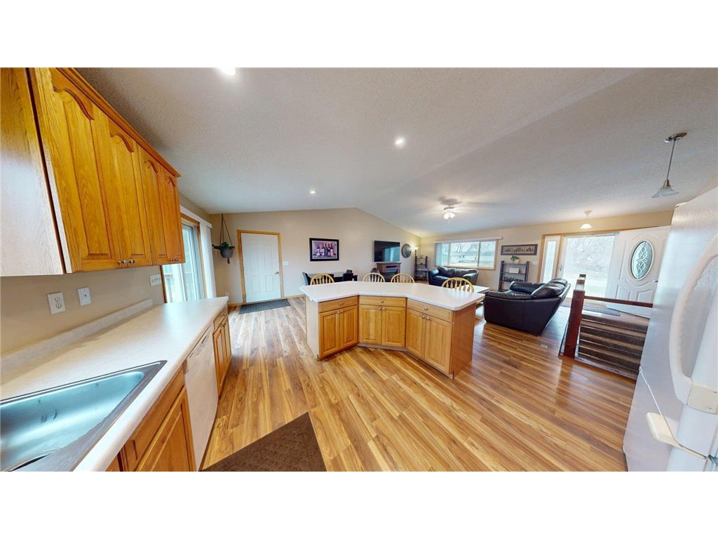 4806 22nd Street NE Willmar MN 56201 - Eagle 7054484 image12