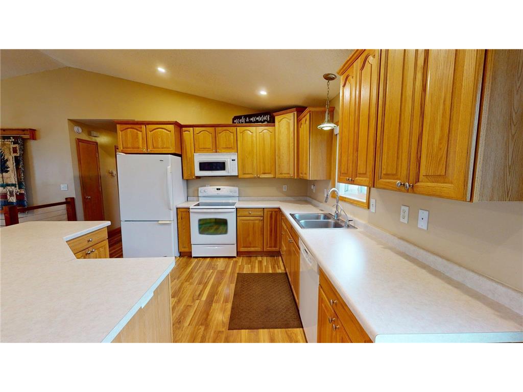 4806 22nd Street NE Willmar MN 56201 - Eagle 7054484 image14