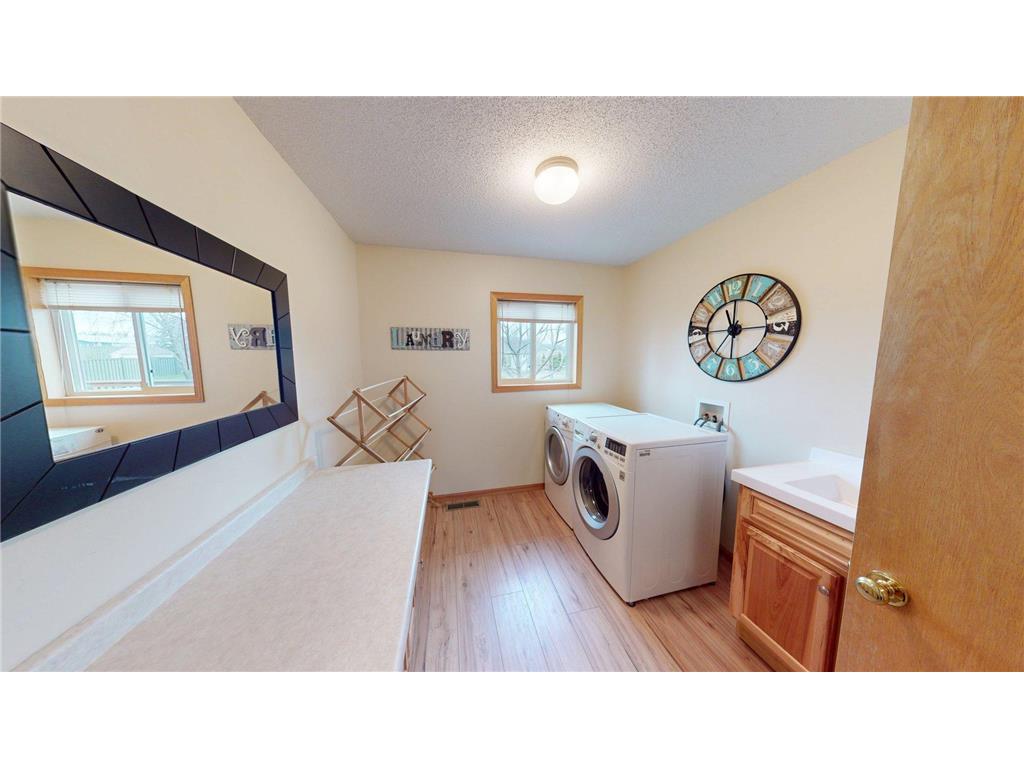 4806 22nd Street NE Willmar MN 56201 - Eagle 7054484 image23