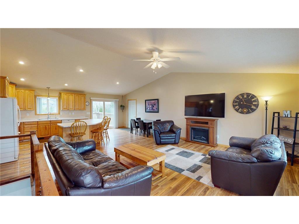 4806 22nd Street NE Willmar MN 56201 - Eagle 7054484 image8