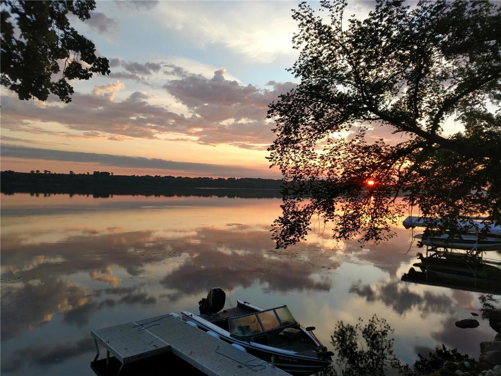 48066 Oak Bay Drive, Big Stone City, SD, 57216 MLS 6181672 Edina